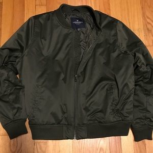 American Eagle - Bomber Jacket! 🔥👌